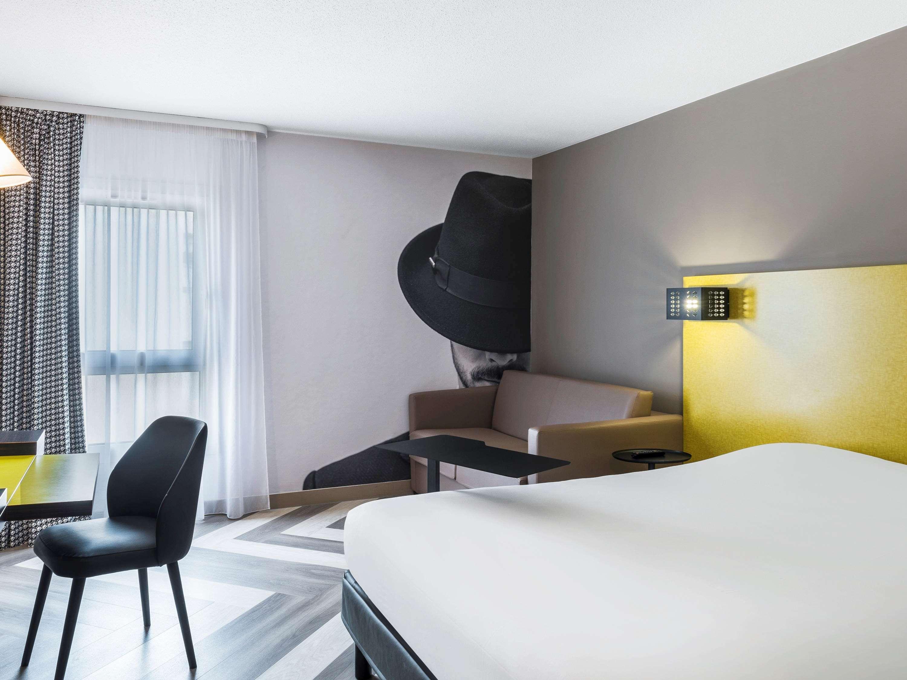 Ibis Styles Centre Port Hotel 3*