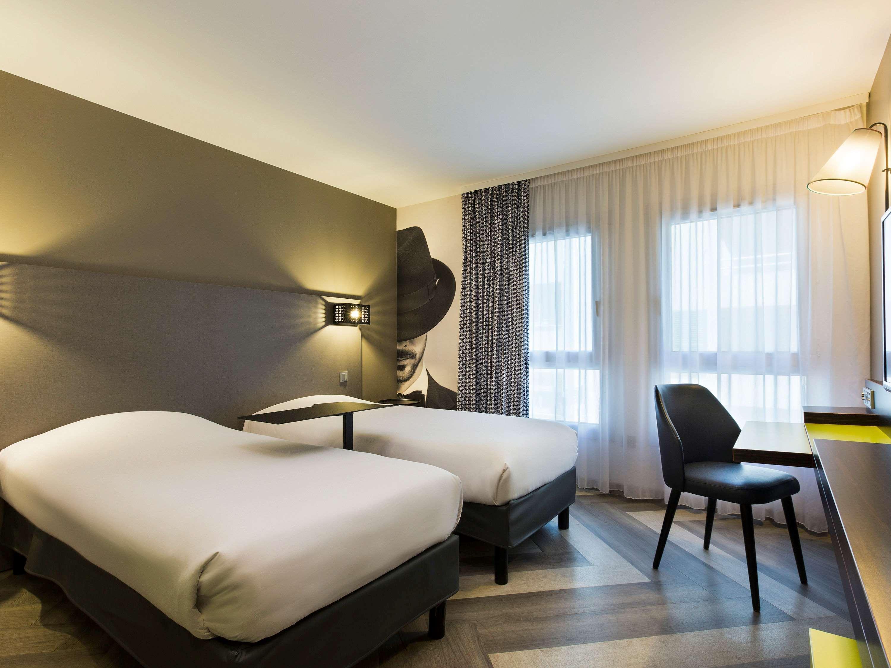 Hotel Ibis Styles Centre Port Nice