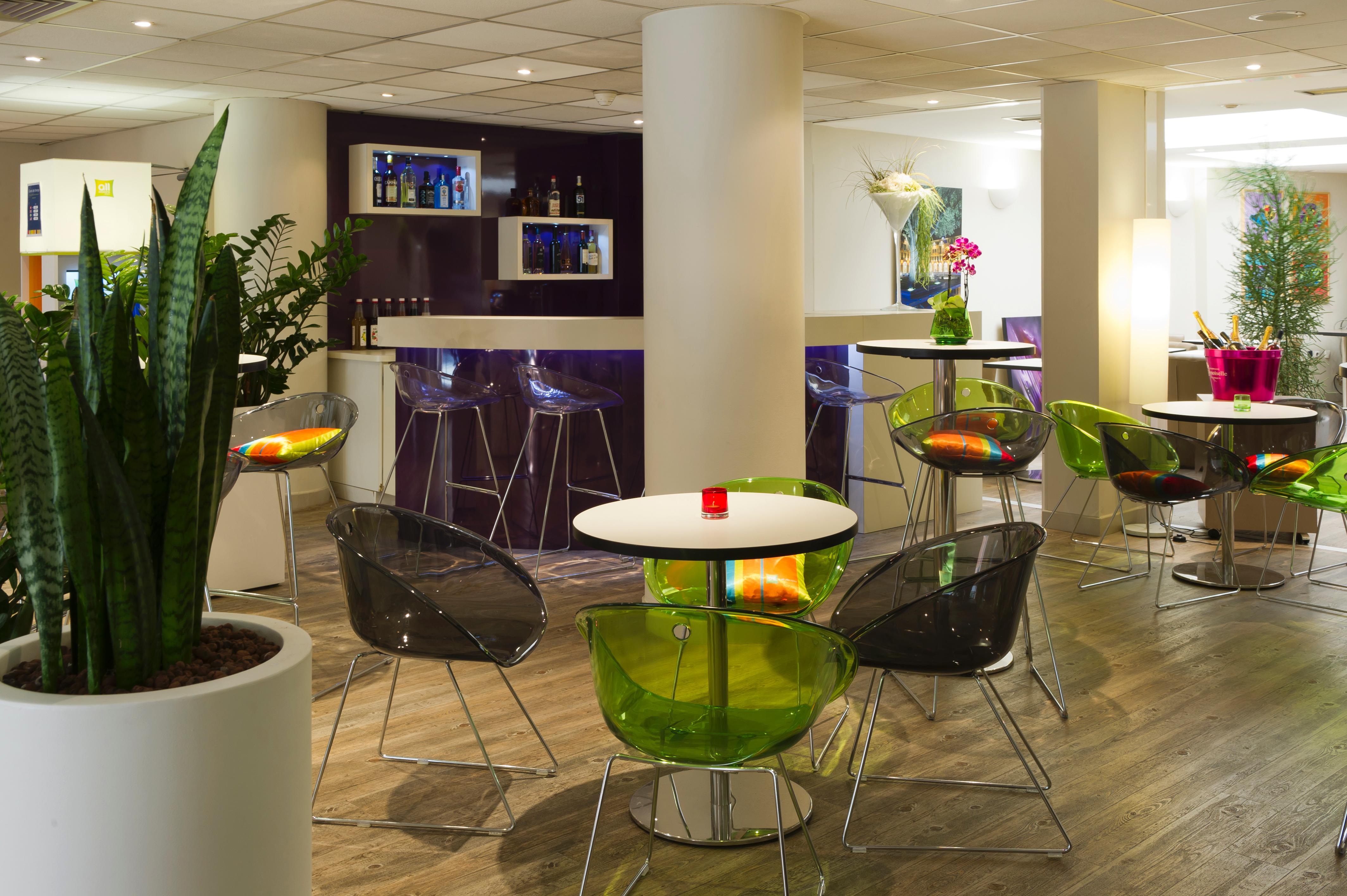 Ibis Styles Centre Port Nice