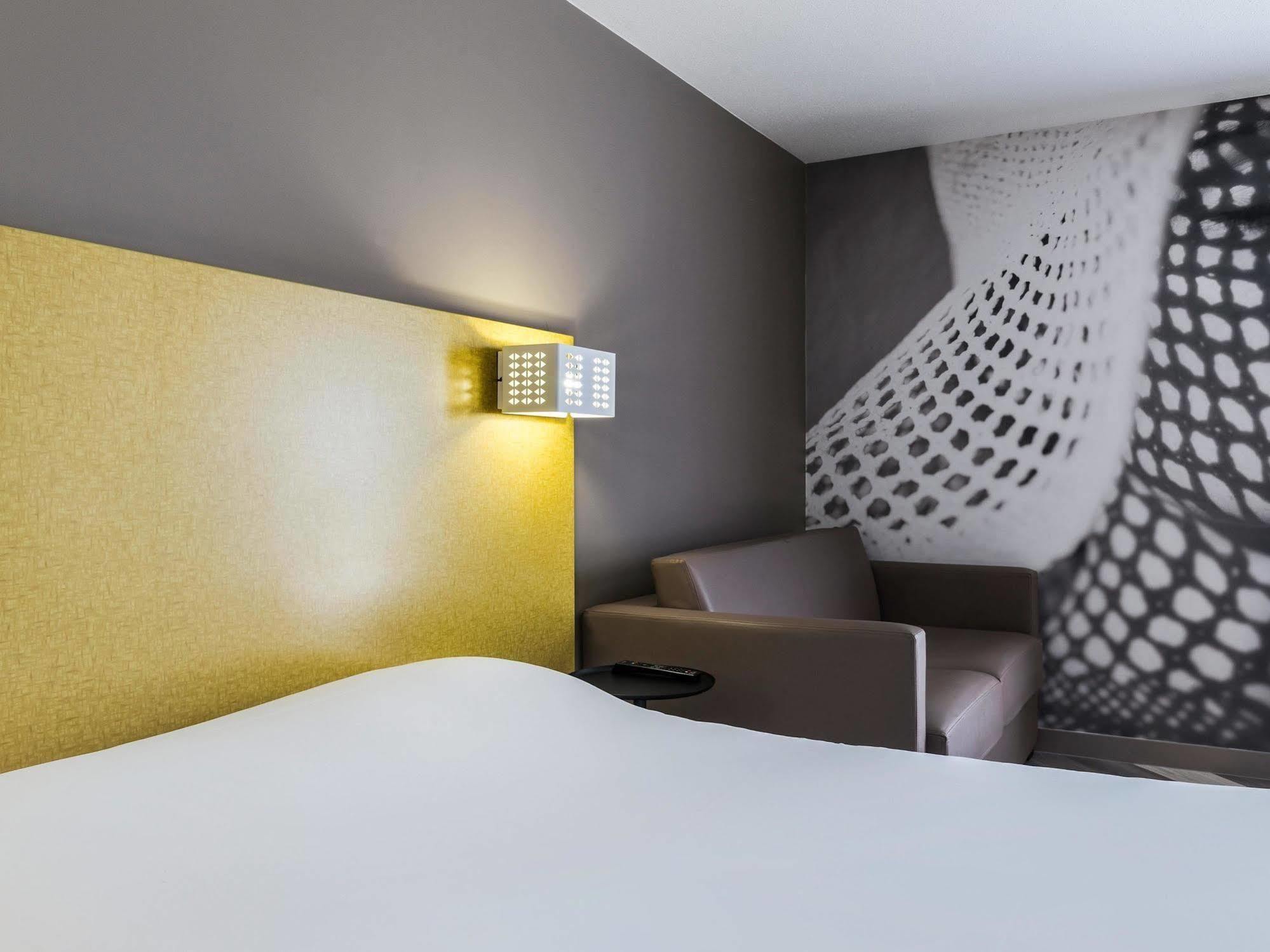 Hotel Ibis Styles Centre Port