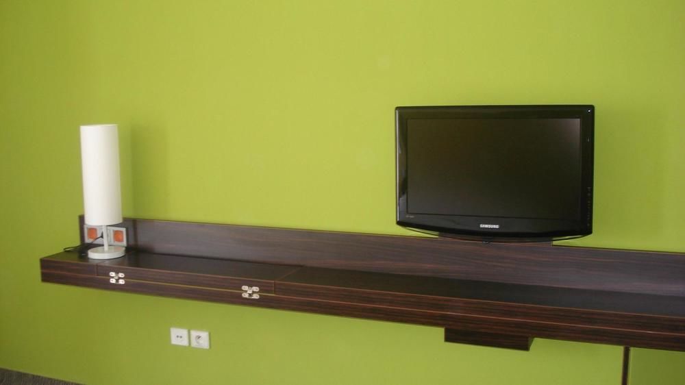 Hotel Ibis Styles Centre Port 3*