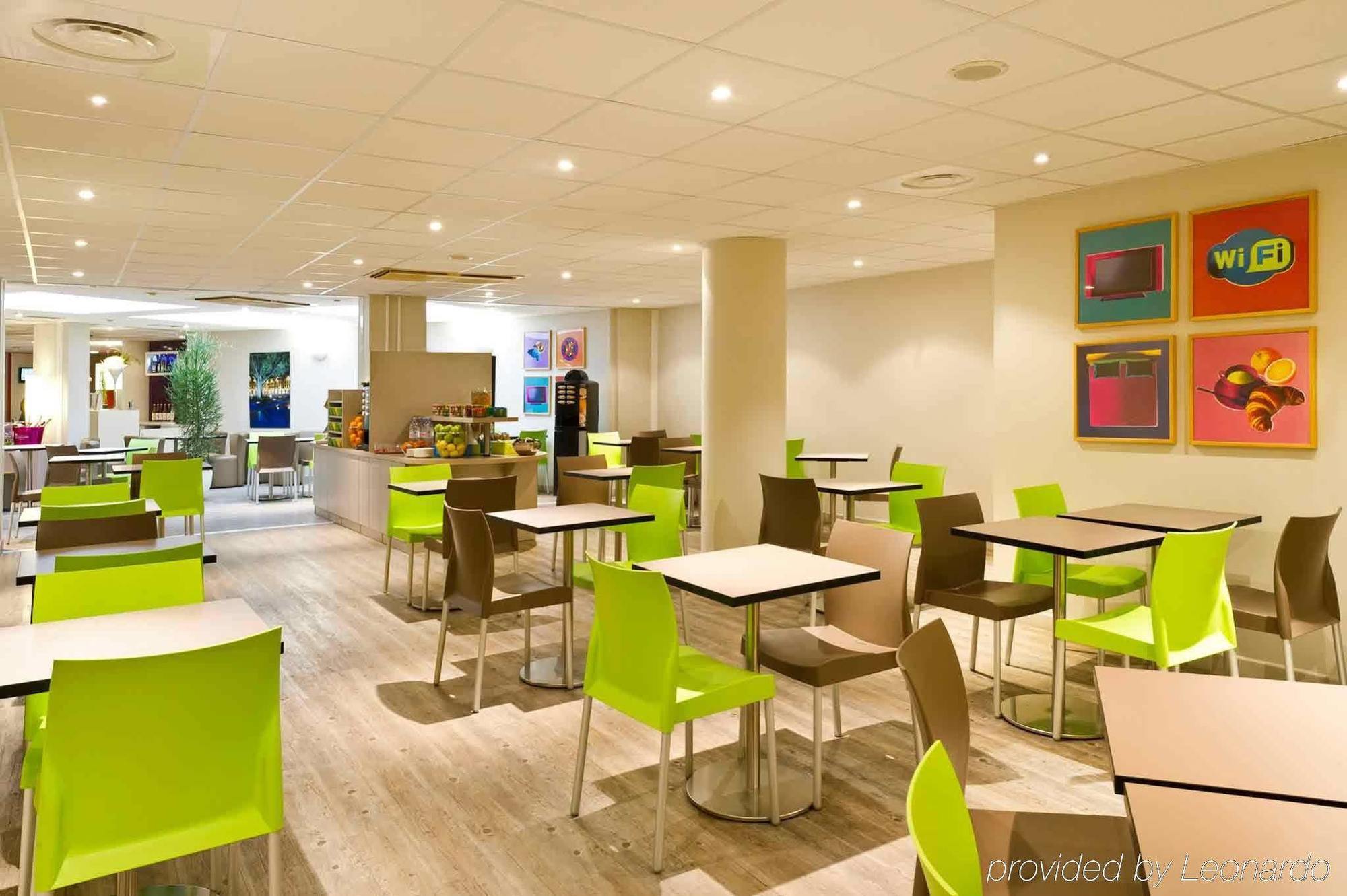 Ibis Styles Centre Port 3*