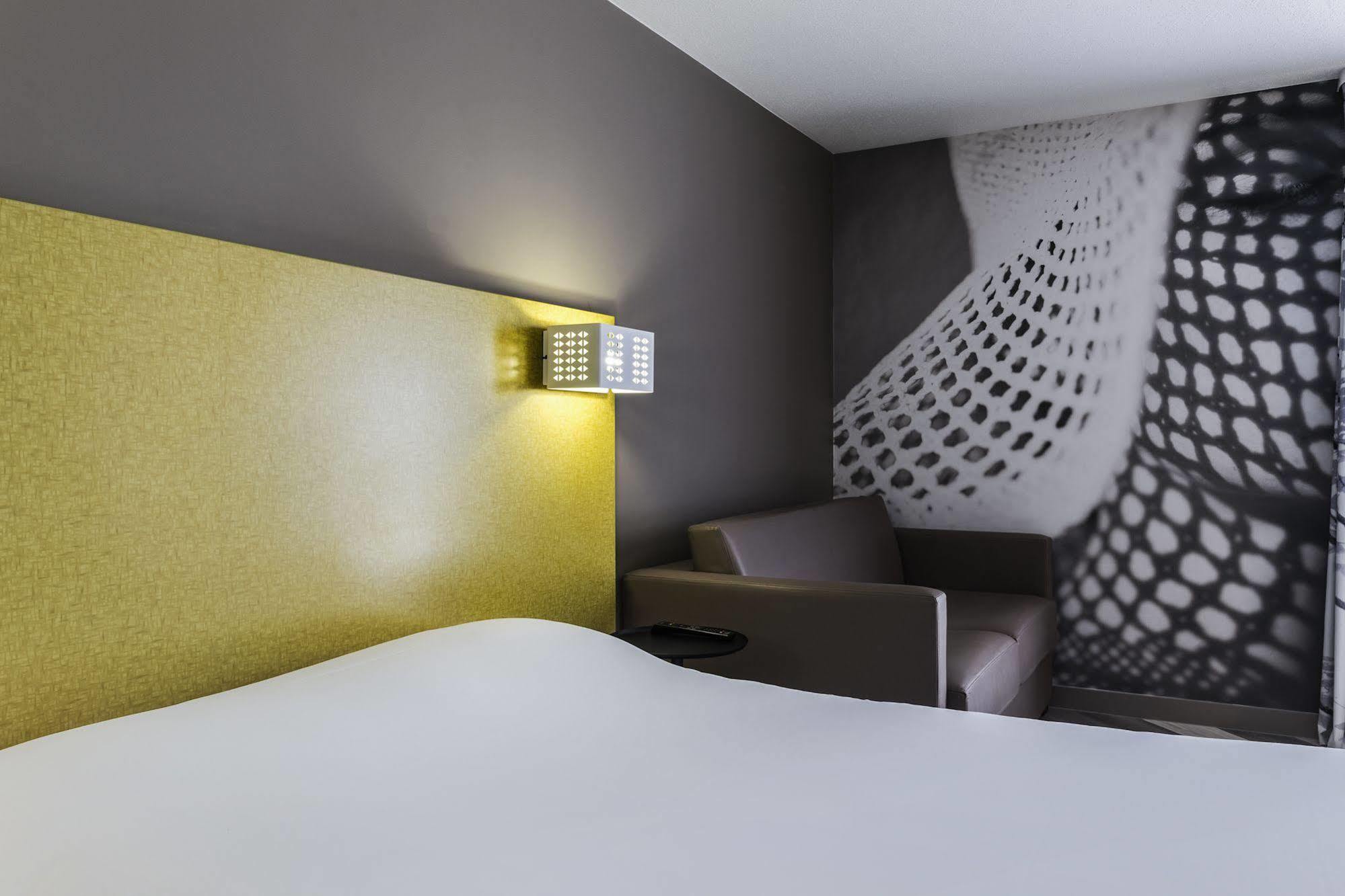 Ibis Styles Centre Port Nizza
